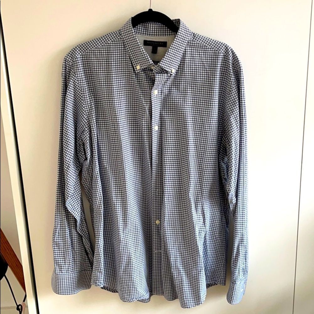 Banana Republic Men’s Large Button Down
